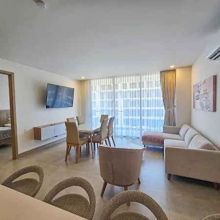2 En Frente Al Mar En Cartagena. Apartamento Cartagena